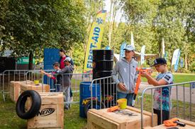 3196 FvdB 20180818 (Medium)