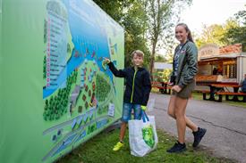 3243 FvdB 20180818 (Medium)