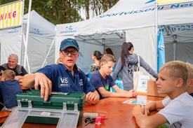 3304 FvdB 20180818 (Medium)