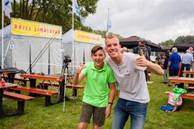 3335 FvdB 20180818 (Medium)