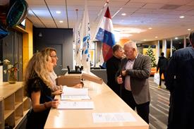 7090 FvdB 20191214 (Middel)