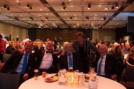 7371 FvdB 20191214 (Middel)