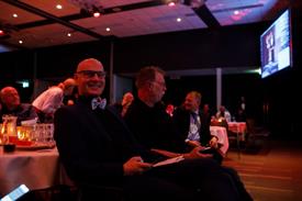 7594 FvdB 20191214 (Middel)