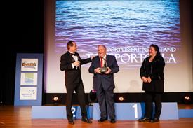 7697 FvdB 20191214 (Middel)