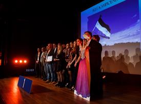 8242 FvdB 20191214 (Middel)