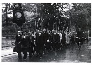 Amsterdamse vischcolleges: Het rijke hengelsportverleden van onze hoofdstad