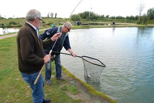 Basiscursus Viswaterbeheer bij Toms Creek