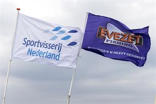 EVEZET Nationale Teamcompetitie Dames en U20: Matchanglers fier aan kop