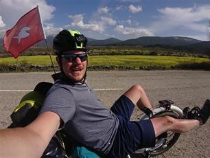 Fietsen langs nutteloze dammen