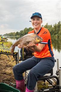 Floor Verhoeven wereldkampioen zoetwatervissen (video)