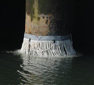 Hangplek in de haven : Beton en nylon onderwaterjungle als minibiotoop