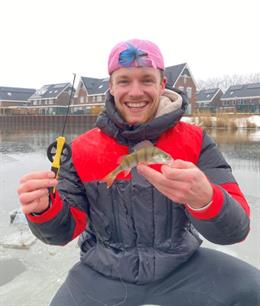 IJsvissen met Enzo Knol (video)