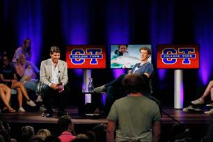 Jochem Myjer over sportvissen in College Tour terugkijken? (video)