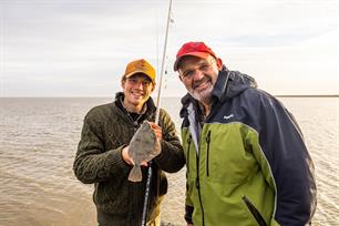 Kant- en bootvissen op de Waddenzee in VIS TV (video)
