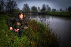 Karpervissen - Priscilla Salomons, de karperende kapster