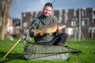 Karpervissen: winterpret met de penhengel