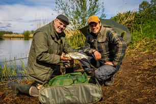 Op brasem en winde op de Eem in VIS TV (video)