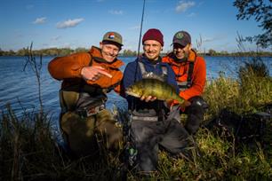 Roofvissen: baarzen met Rute & Rolle