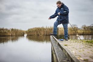 Roofvissen: kunstaasredder van eigen makelij
