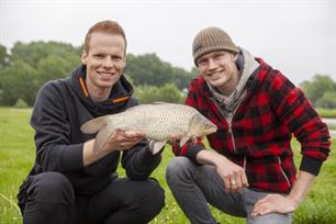 Roofvissen op de Lek in VIS TV XL (video)