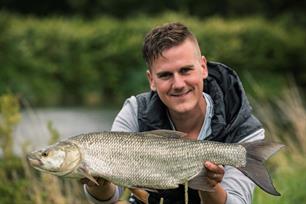 Roofvissen: roofblei op de korst