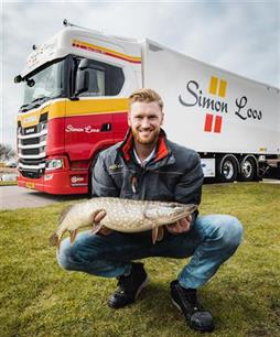 Roofvissen: snoekende trucker