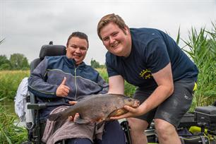 Spraakwater - Vissen met de kampioen