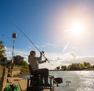 Terugkijken: VIS TV afl. 5 - Oer-Hollandse witvis met Paula Petiet (video)