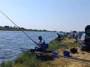 TTC Dobbervissen: team HSV de Karper Voerendaal - Tinca na vier wedstrijden aan de leiding