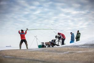 Vis TV zeevissen in het hoge noorden gemist? (video)