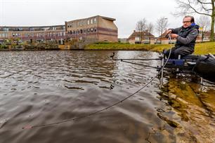 Visblad TV: modern witvissen op karper