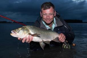 Vliegvissen - 9 tips herfstroofblei aan de vlieg