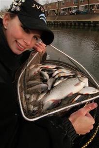 Witvissen - De dope &amp; Shit van Anja (Video)