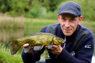 Witvissen: gericht op zeelt