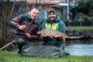 Zaanse winterkarpers in VISblad TV (video)