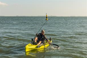 Zeevissen: op baars vanuit de 'jak'