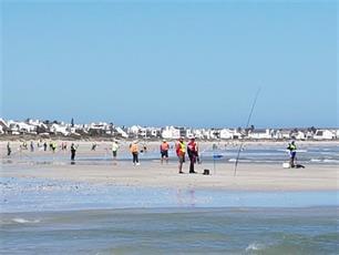 Zowel de Oranje-dames als -heren eerste in het tussenklassement WK Kustvissen